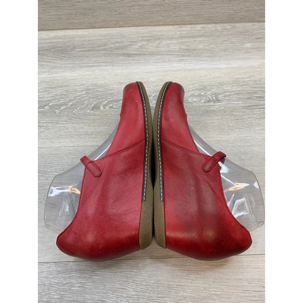 Dansko Women's Red Leather Mary Jane Wedge Round Toe Buckle 8.5 Comfort Shoes